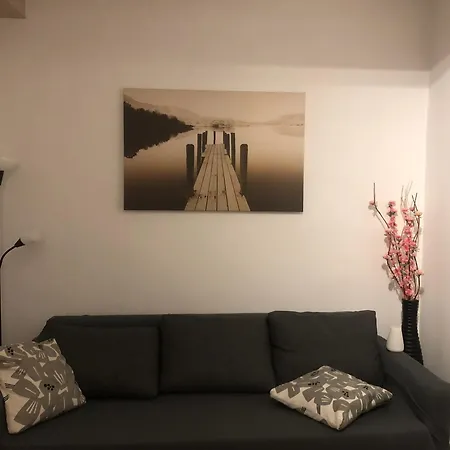 Dimora Centodue * باري